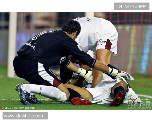 从小帅气的足球明星们如何在绿茵场上绽放光彩