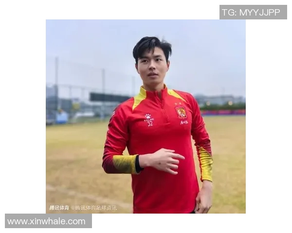 广州队足球明星的魅力与荣耀展现全新风采的头像设计解析