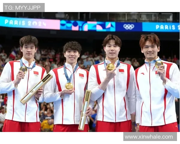 成都与杭州羽毛球队赛后复盘探讨团队协作与战术执行的成功之道