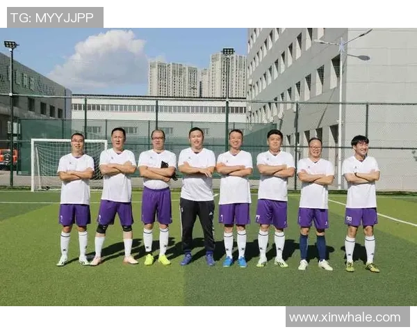 成都羽毛球队的团队协作之道:如何在赛场上实现默契配合与胜利 成都羽毛球队的团队协作之道:如何在赛场上实现默契配合与胜利